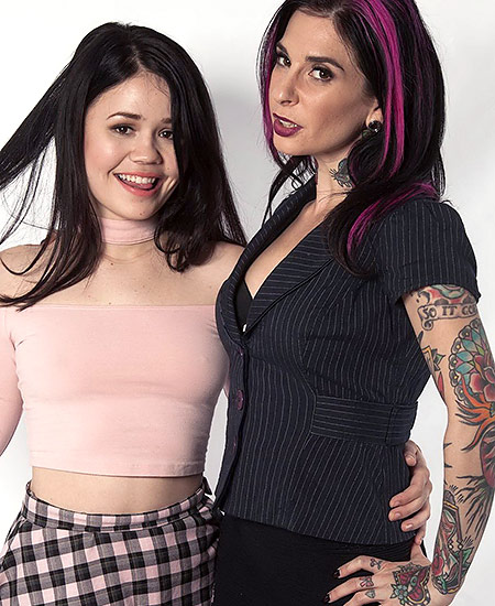 Joanna Angel Teaching Stepdaughter The Pleasures Of Virtual Reality