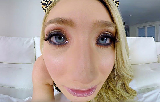 AJ Applegate Virtual Reality Solo Female Playtime